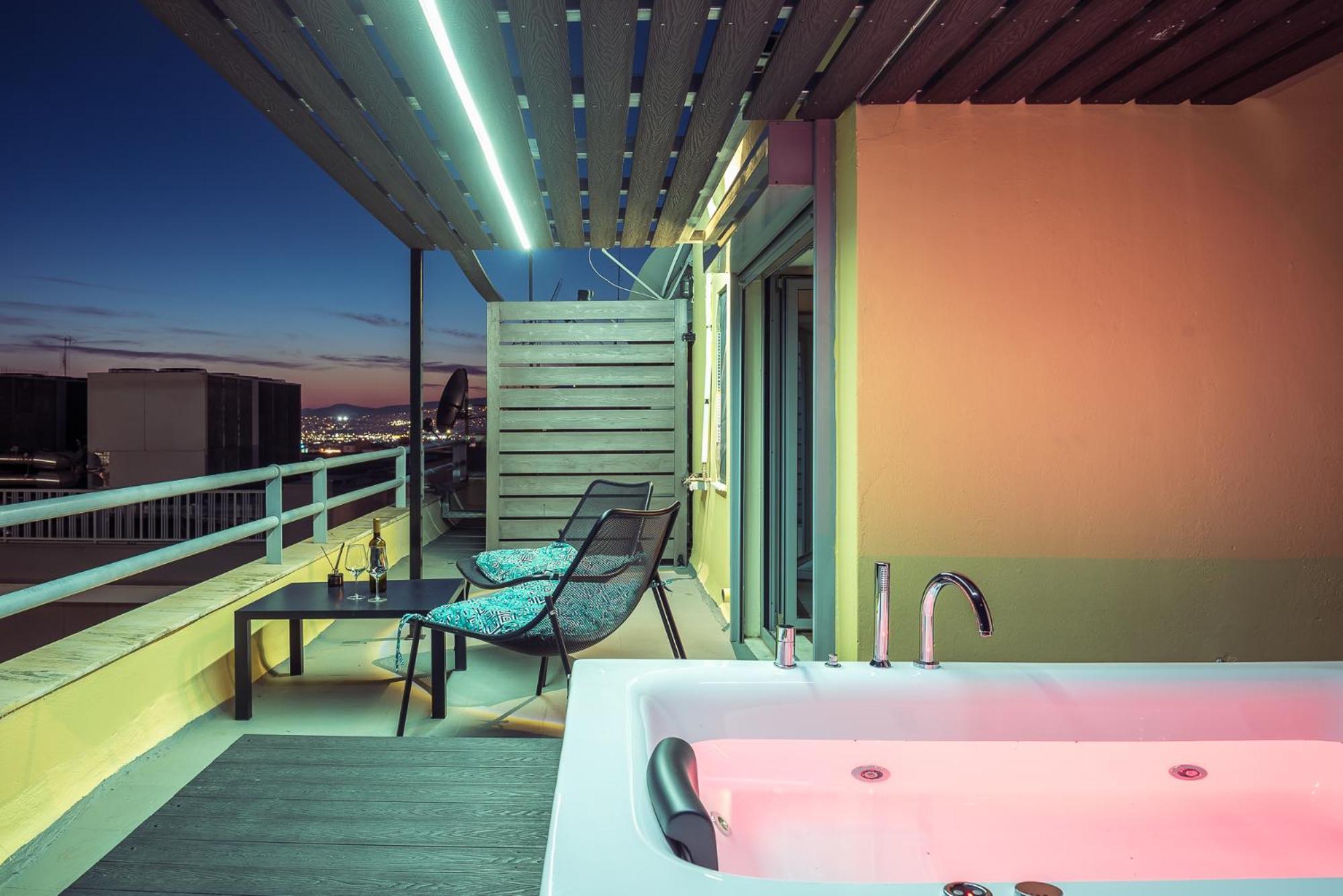 Acropolis View Mini Sky Suite & Hot Tub Athènes Extérieur photo